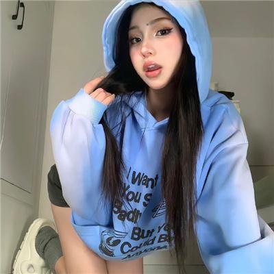 萝拉封面